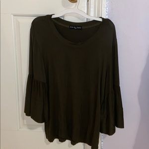 Olive green cuffed sleeve shirt